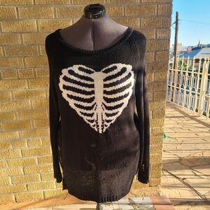 TORRID Black DISTRESSED Sweater RIB CAGE HEART plus size 4x